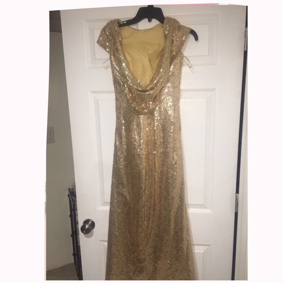 Gold sequin maxi dress - Picture 2 of 3